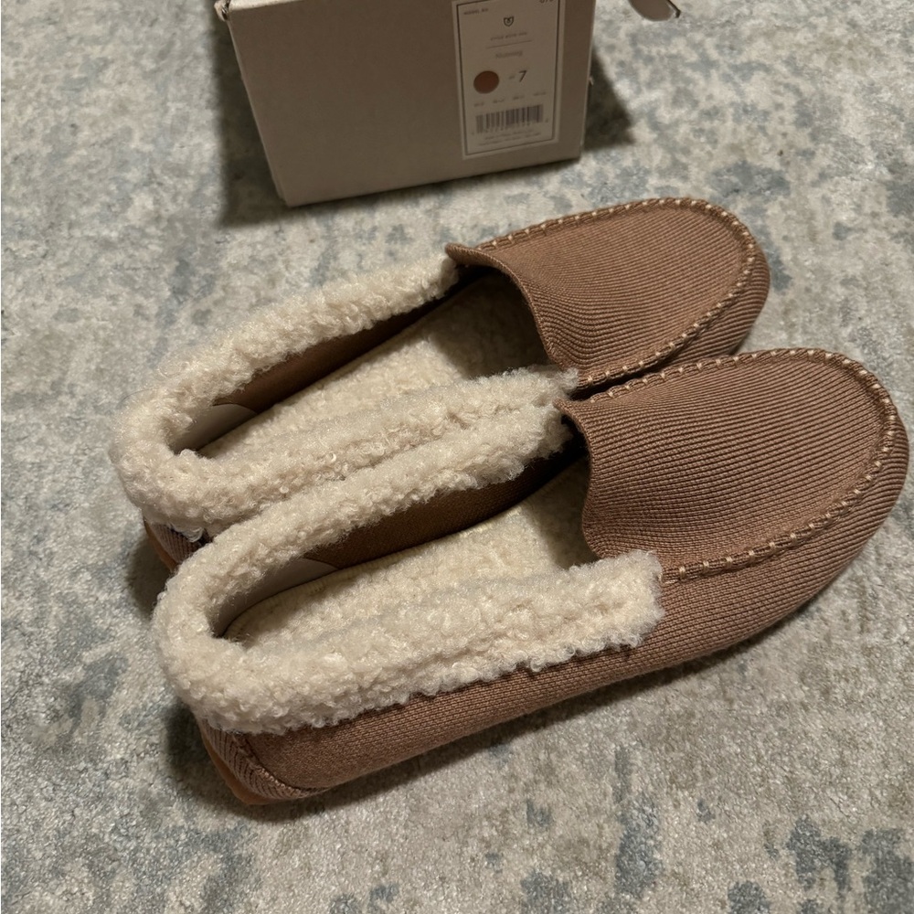 Rothys Merino Wool Sherpa Slippers with Cream Lining
